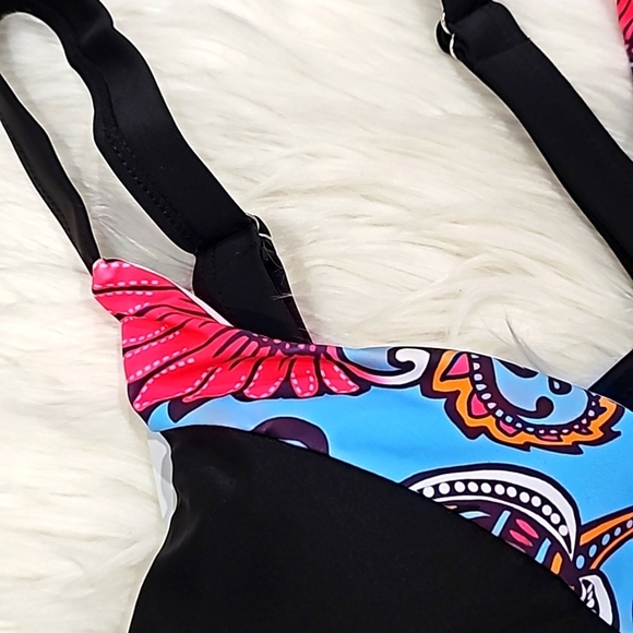 Scroll Floral Bikini Set ✦ Ladder Cutout Top + Cheeky Bottoms ✦ Adjustable Strap - Picture 9 of 16